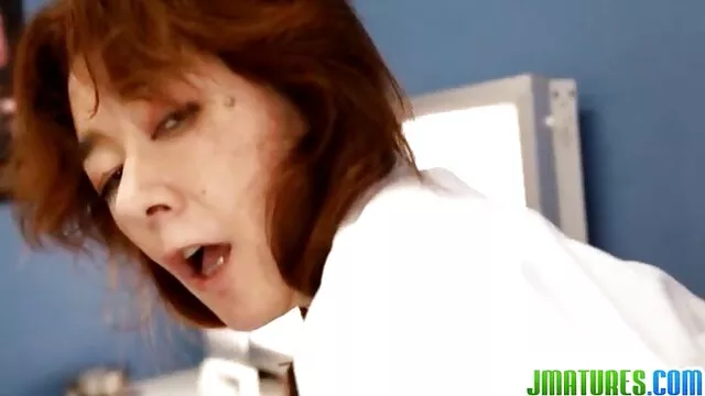 Érett szex nő Novoszibirszk szar két erotikus porno video kakas a férj, szerető.