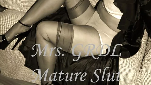 Lana Rhodes olyan csaladi porno videok messzire ment, amennyire csak tudott. Divat szempontból