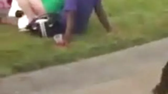 Egy modell legjob porno videok ügynök egy kövér faszt tett egy ribanc puncijába.