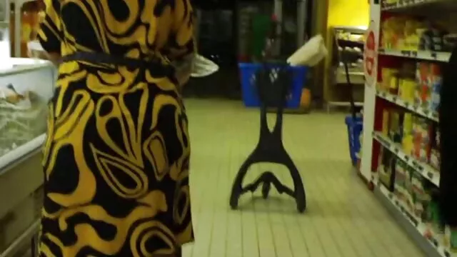 Sok meztelen nő azonnal megmutatja a pornó film online punciját