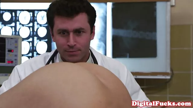 Érett Tanár elcsábította diák után rovid porno videok anális szex órák