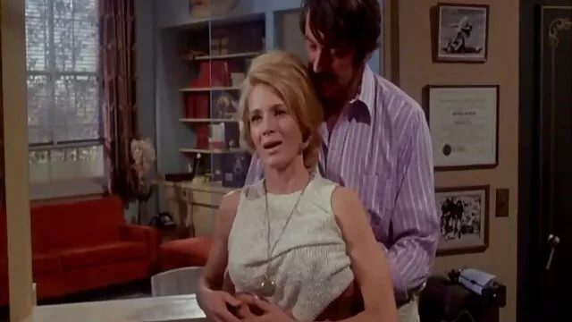 Lisa rábaszik egy nagy fekete pornó filmek nézése ingyen kakas.