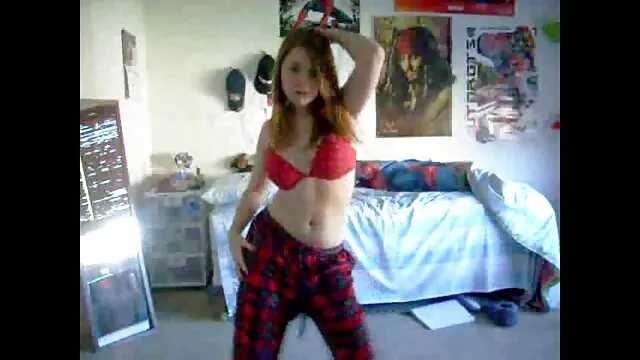 Carissa Kane ad a bátyja nedves punci pornó videó szex a zuhany alatt.