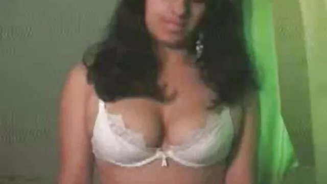 Perverz család-Hannah mese porno filmek Hays-szeretem az új mostohatestvér