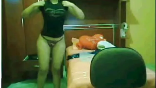 Beurette rábaszik egy idegen, meg egy barátnője !! cigány pornó videók Francia tapasztalatlan